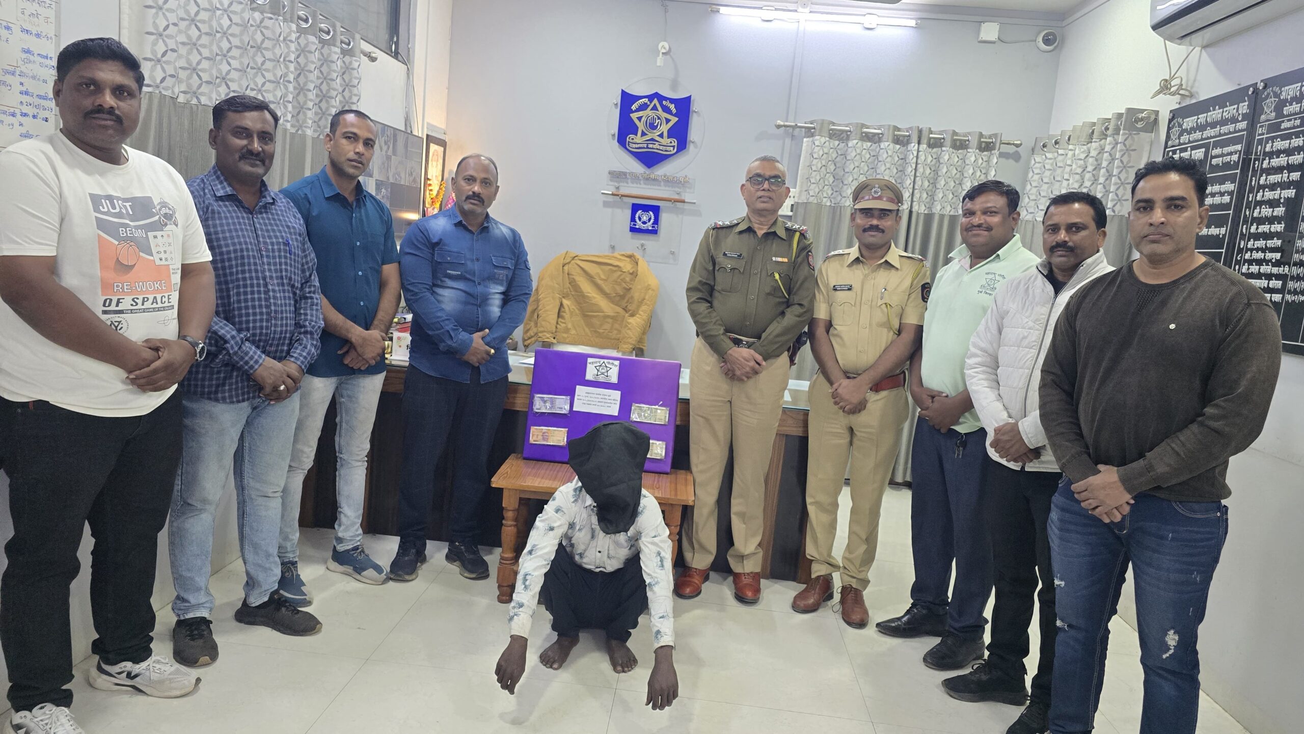 दुकान फोडणारा चोरटा १२ तासांत गजाआड; आझाद नगर पोलिसांची धडाकेबाज कारवाई